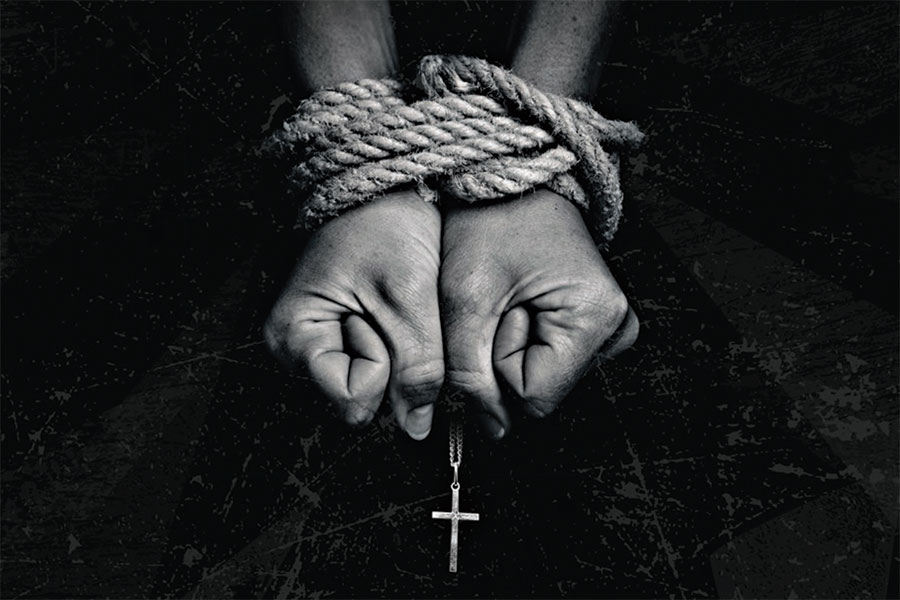 persecution-hands-900x600-1